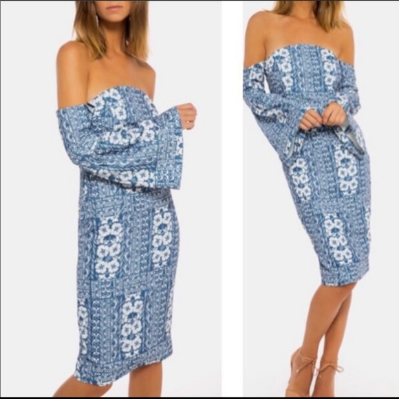 Elliatt Manet Floral Midi Dress W/ Bell Sleeves XS - Picture 3 of 8